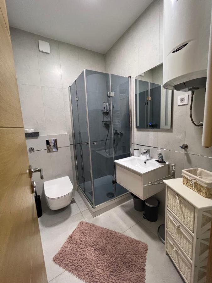 Apartment Luxe Nine Újvidék Kültér fotó