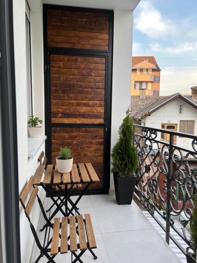 Apartment Luxe Nine Újvidék Kültér fotó